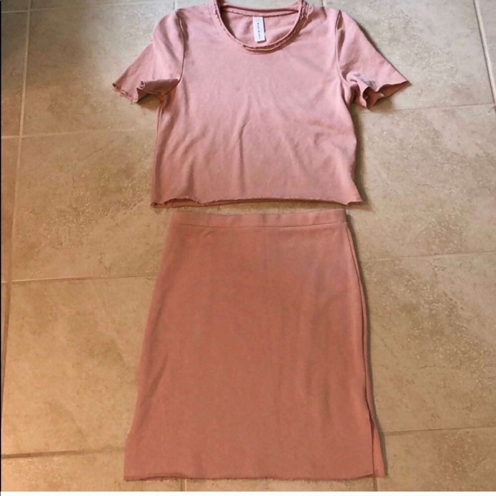 Two piece set